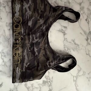 Calvin Klein Camouflage Active Bra